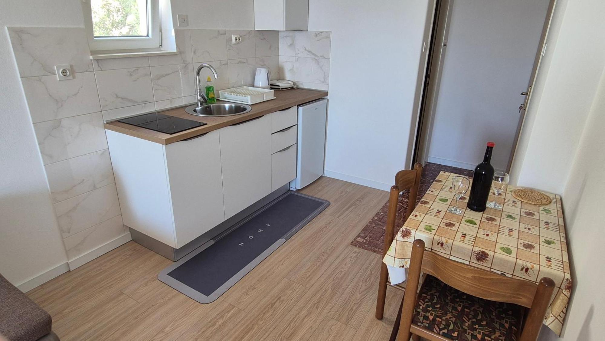 Apartments Kust มลินี ภายนอก รูปภาพ