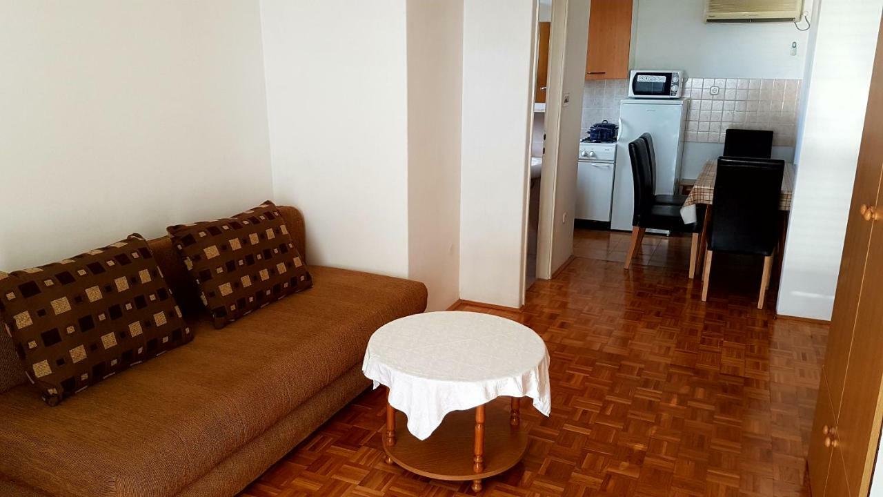 Apartments Kust มลินี ภายนอก รูปภาพ