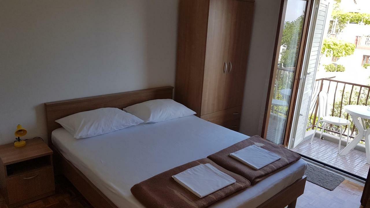 Apartments Kust มลินี ภายนอก รูปภาพ